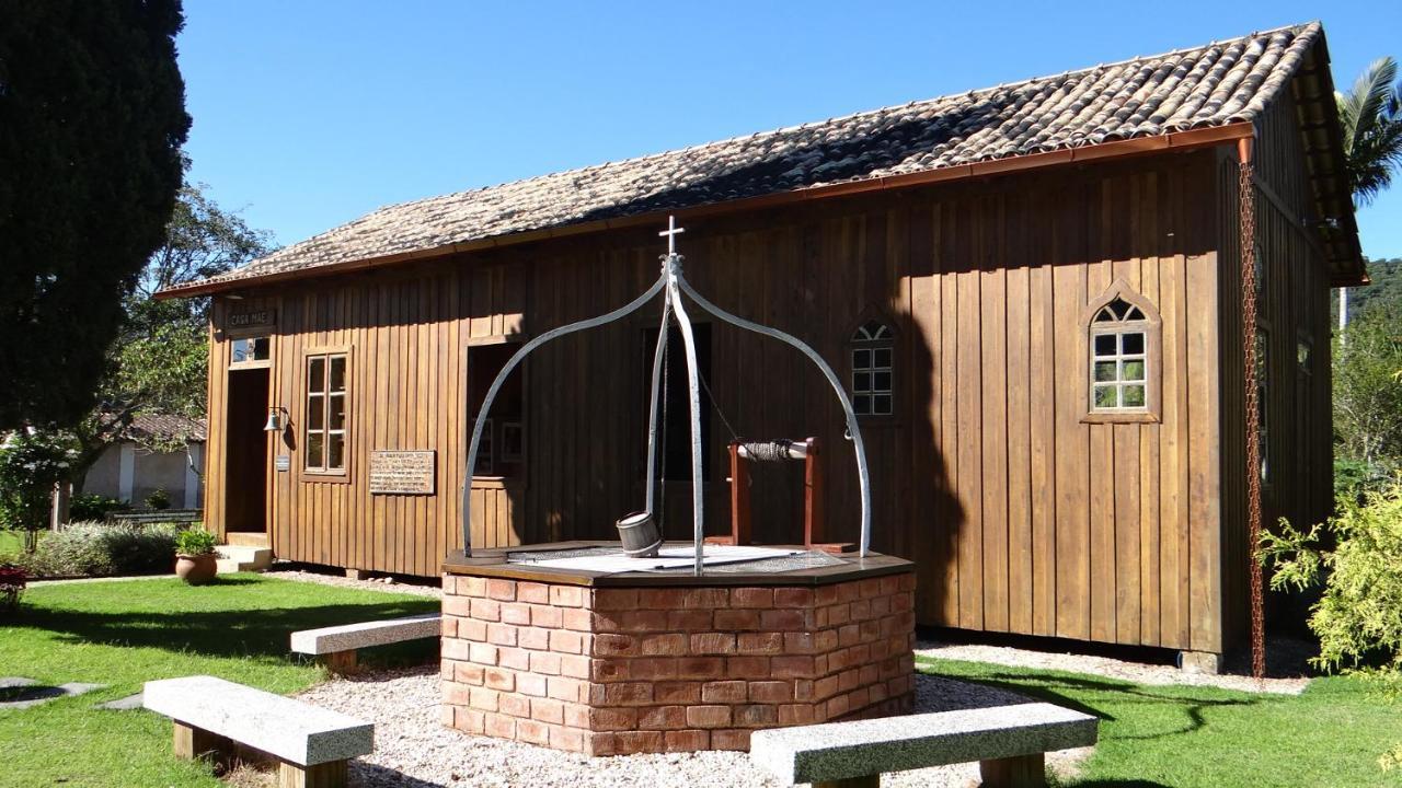 Ceic Pousada E Eventos Nova Trento Exteriér fotografie